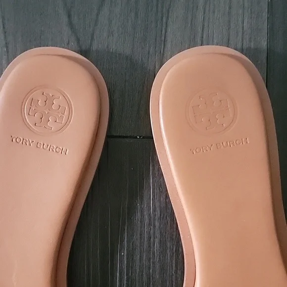 Tory Burch Everly Two-Tone Leather Slide Sandal - Picture 5 of 5